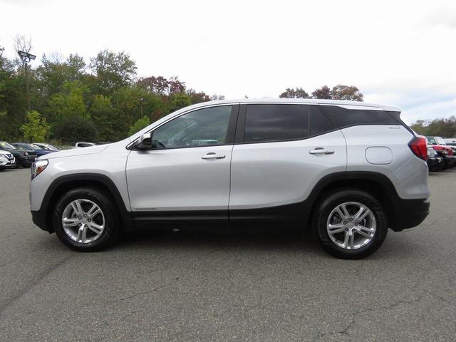 Photo of 2021 Quicksilver Metallic GMC Terrain