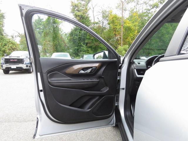Photo of 2021 Quicksilver Metallic GMC Terrain