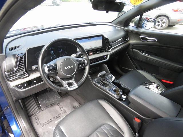 Photo of 2023 Sapphire Blue Kia Sportage