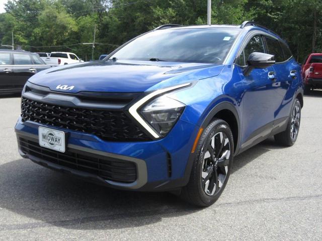 Photo of 2023 Sapphire Blue Kia Sportage