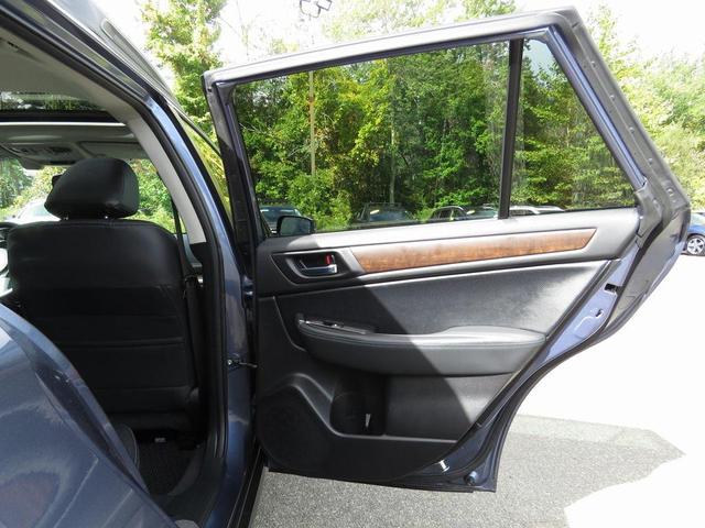 Photo of 2016 Twilight Blue Metallic Subaru Outback