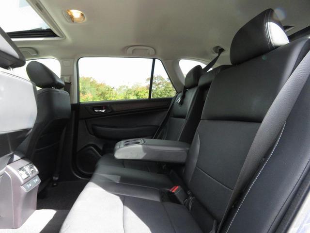 Photo of 2016 Twilight Blue Metallic Subaru Outback
