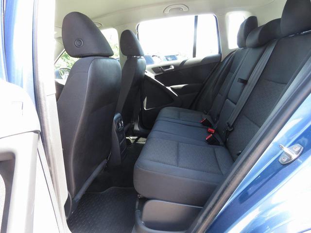 Photo of 2017 Pacific Blue Metallic Volkswagen Tiguan