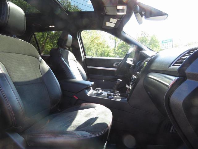 Photo of 2018 Ruby Red Metallic Tinted Clearcoat Ford Explorer