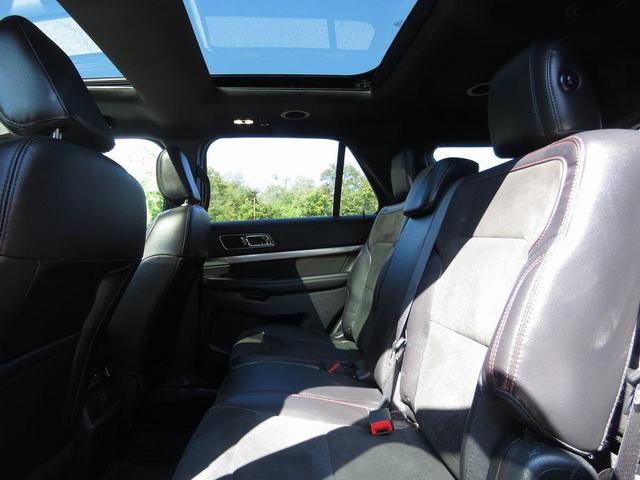 Photo of 2018 Ruby Red Metallic Tinted Clearcoat Ford Explorer