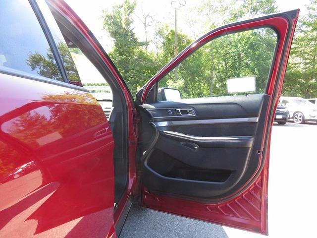 Photo of 2018 Ruby Red Metallic Tinted Clearcoat Ford Explorer