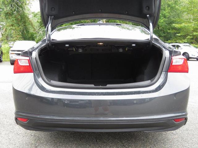 Photo of 2016 Nightfall Gray Metallic Chevrolet Malibu