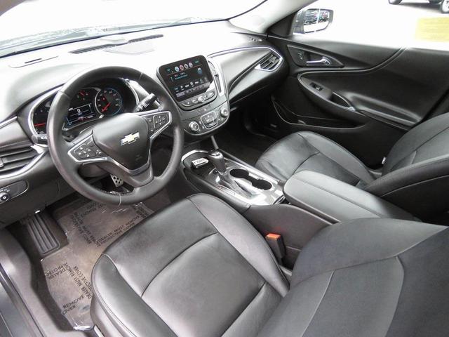 Photo of 2016 Nightfall Gray Metallic Chevrolet Malibu