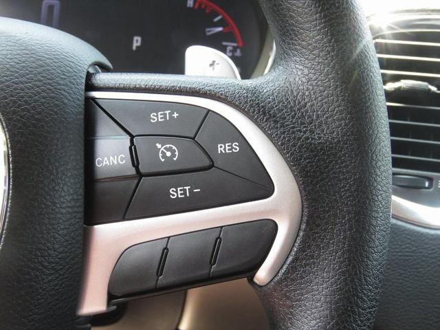 Photo of 2015 Deep Cherry Red Crystal Pearlcoat Dodge Durango
