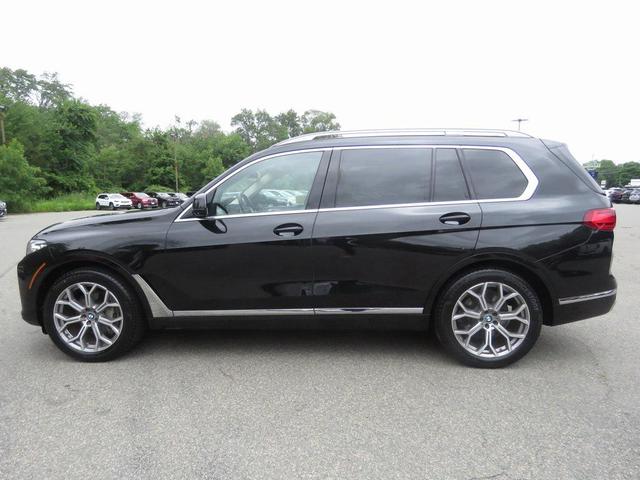 Photo of 2019 Black Sapphire Metallic BMW X7