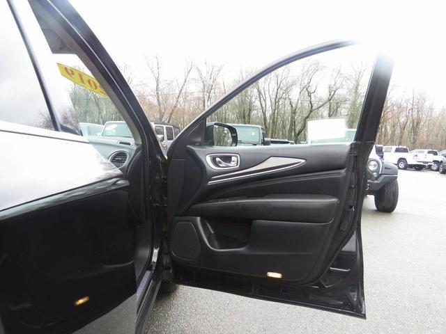 Photo of 2019 Imperial Black INFINITI QX60