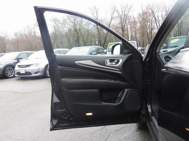 Photo of 2019 Imperial Black INFINITI QX60