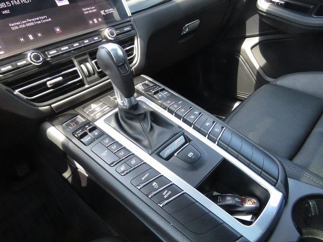 Photo of 2021 2 Porsche Macan