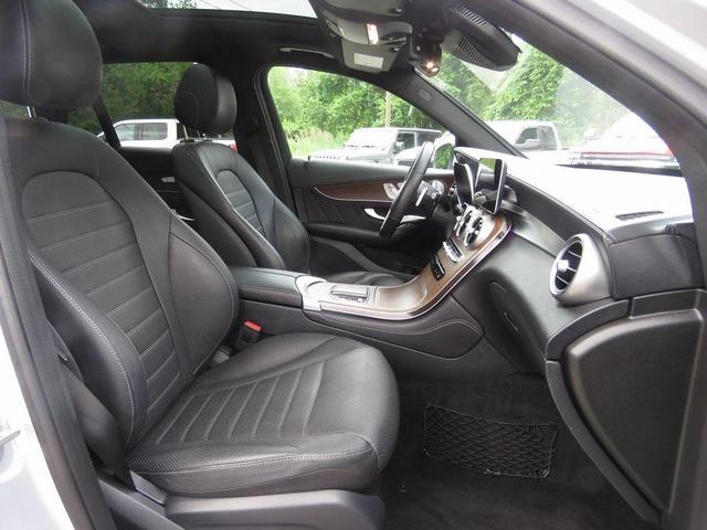 Photo of 2020 Iridium Silver Metallic Mercedes-Benz GLC 300