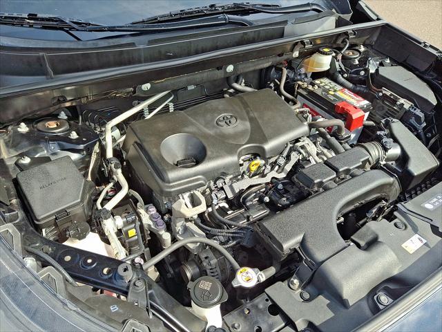 Photo of 2019 Midnight Black Metallic Toyota RAV4