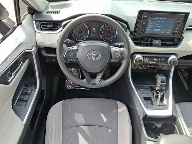 Photo of 2019 Midnight Black Metallic Toyota RAV4