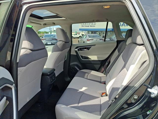 Photo of 2019 Midnight Black Metallic Toyota RAV4