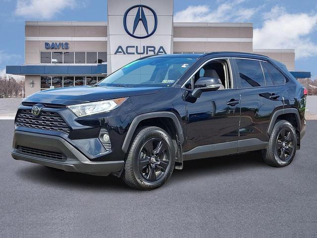 Photo of 2019 Midnight Black Metallic Toyota RAV4