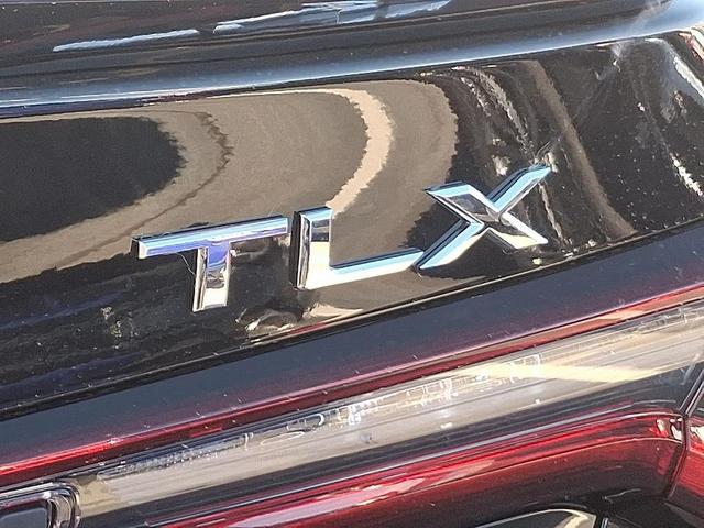 Photo of 2025 Majestic Black Pearl Acura TLX