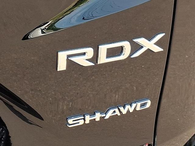Photo of 2025 Majestic Black Pearl Acura RDX