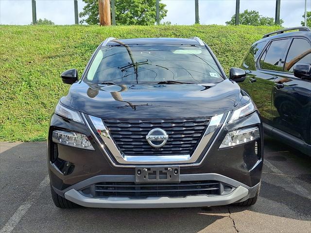 Photo of 2021 Super Black Nissan Rogue