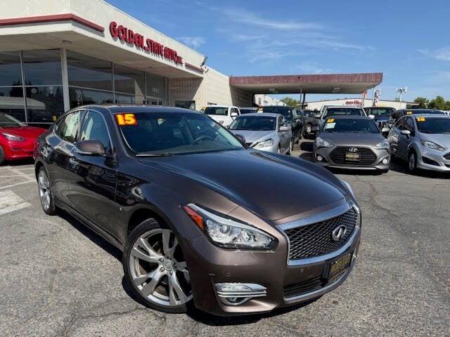 2015 Infiniti Q70