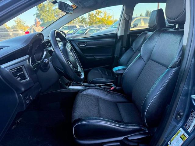 Photo of 2015 Blue Toyota Corolla