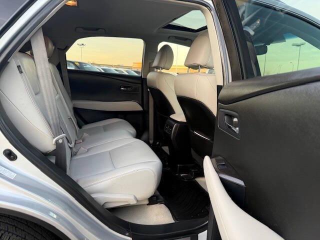 Photo of 2015 Silver Lexus RX 350