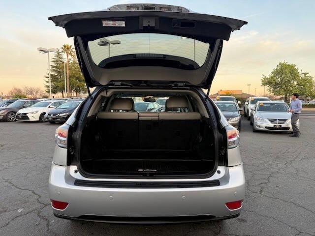 Photo of 2015 Silver Lexus RX 350