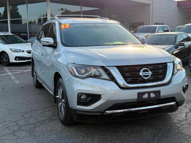 2017 Nissan Pathfinder