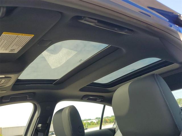 Photo of 2024 Wave Metallic Cadillac CT5