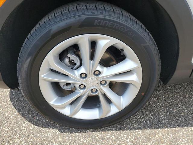 Photo of 2022 Summit White Buick Encore GX