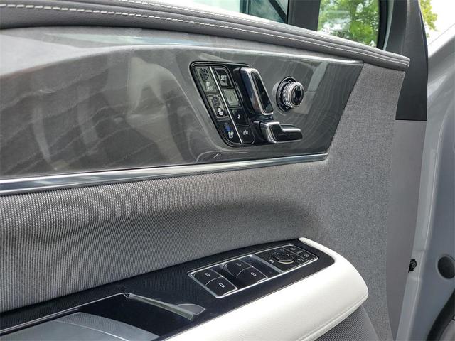 Photo of 2026 Luna Metallic Cadillac Escalade IQL