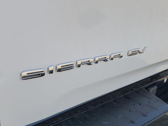 Photo of 2025 Summit White GMC Sierra EV
