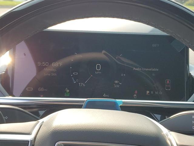 Photo of 2025 Summit White GMC Sierra EV