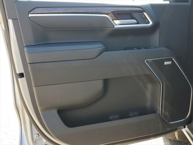 Photo of 2025 Sterling Metallic GMC Sierra 1500