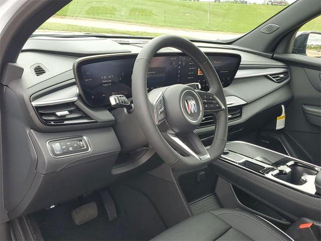Photo of 2026 iridescent white tricoat Buick Enclave