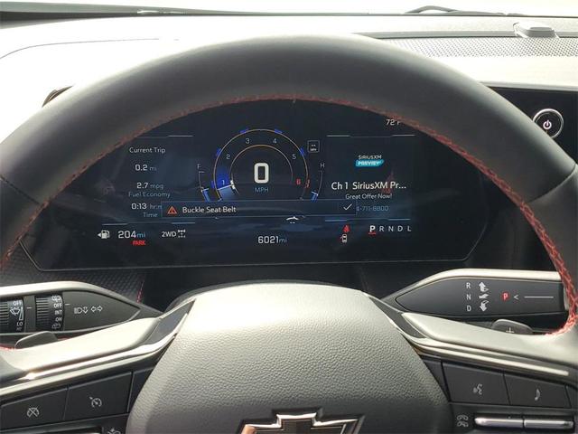 Photo of 2025 Iridescent Pearl Tricoat Chevrolet Equinox