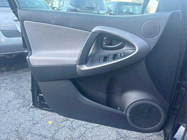 Photo of 2012 Black Toyota RAV4