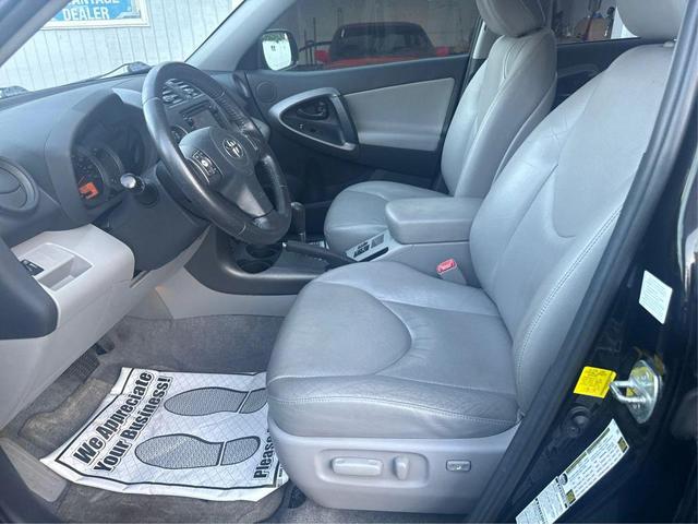 Photo of 2012 Black Toyota RAV4