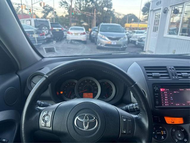 Photo of 2012 Black Toyota RAV4