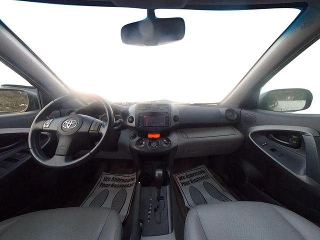 Photo of 2012 Black Toyota RAV4