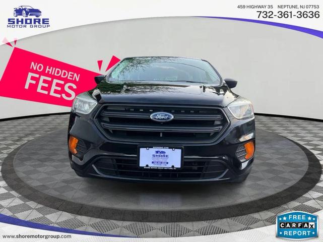 Photo of 2017 Black Ford Escape