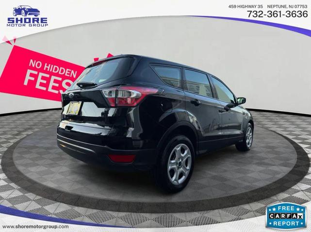 Photo of 2017 Black Ford Escape