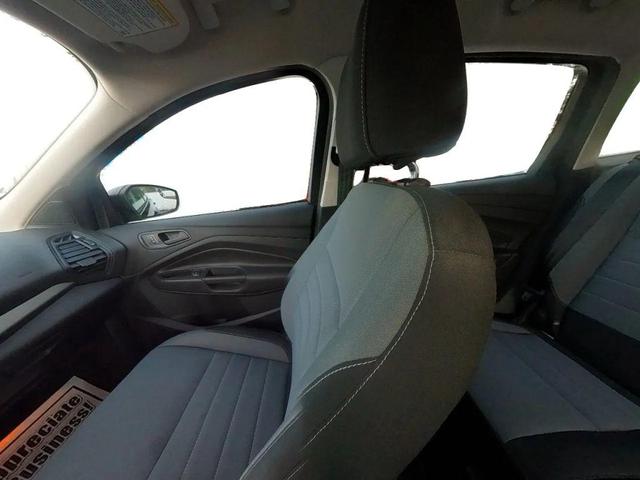 Photo of 2017 Black Ford Escape