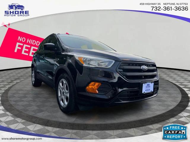 Photo of 2017 Black Ford Escape