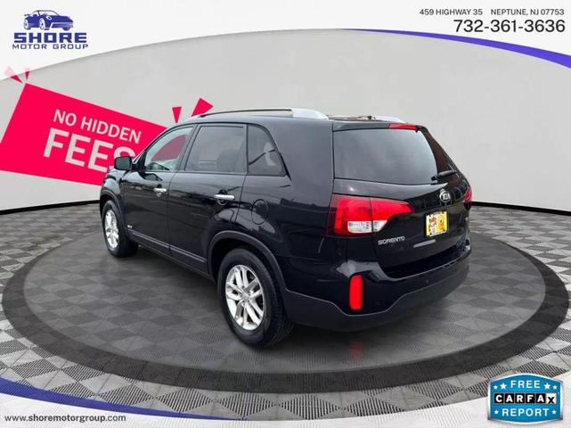 Photo of 2015 Black Kia Sorento