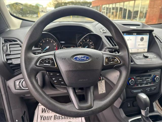 Photo of 2017 Black Ford Escape