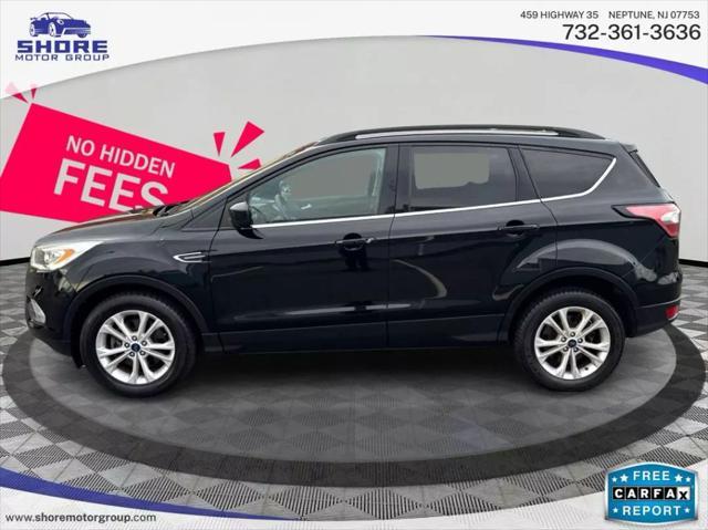 Photo of 2017 Black Ford Escape