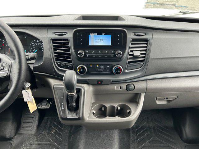 Photo of 2025 Oxford White Ford Transit-250